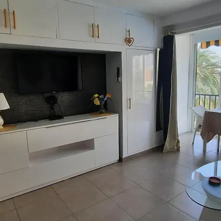 Apartment Happy Loix Wifi Aa Piscina Parking Gratis